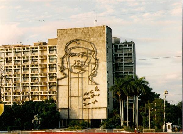 Government building in Havana with steel Che Guevara mural