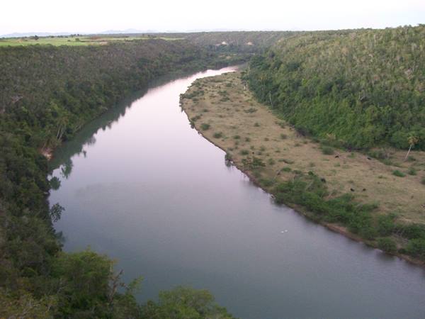 Chavón river