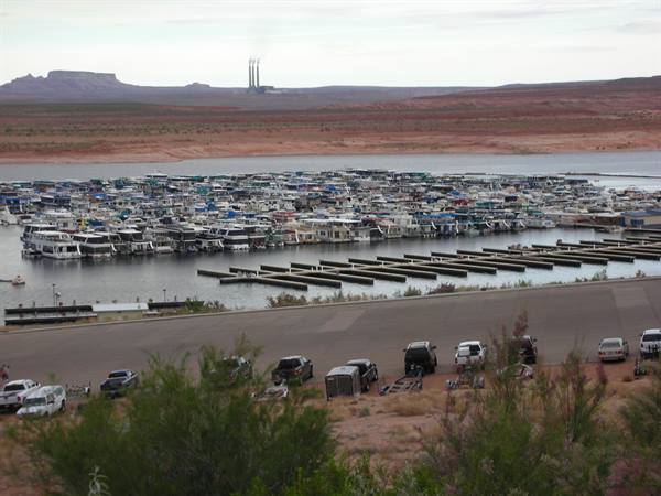 Lake Powell,houseboats