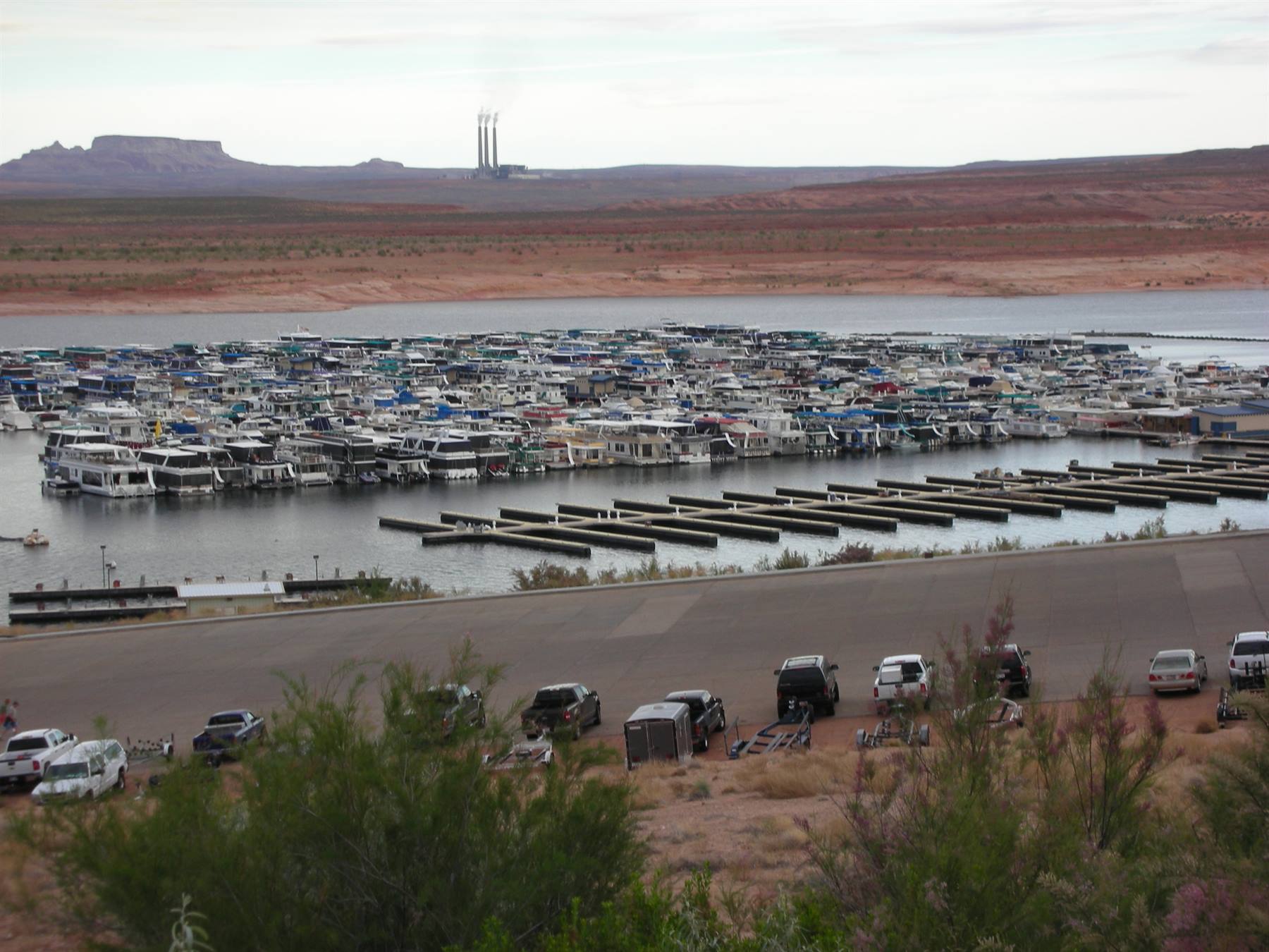 Lake Powell,houseboats