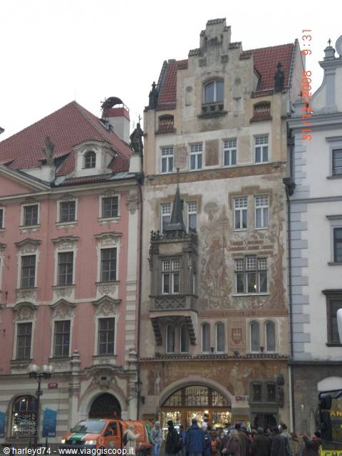 beautiful façades of the palaces 3