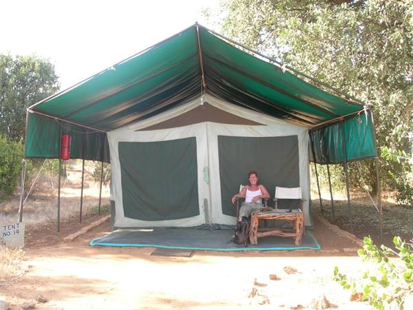 Safari Tsavo East Ndololo Camp