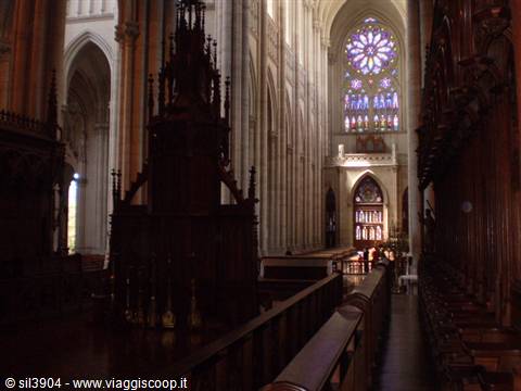 interior of La Plata cathedral