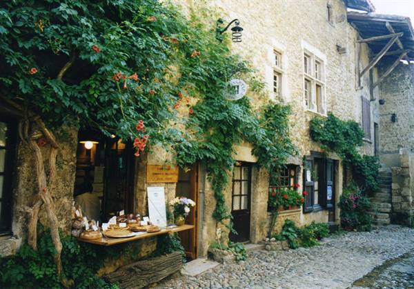 Perouges