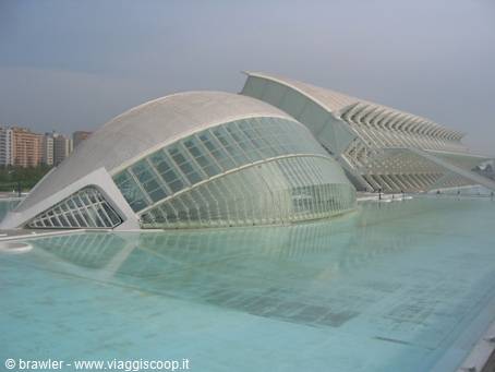 Calatrava's Hemisfèric and Science Museum in Valencia, reflected in the turquoise pool