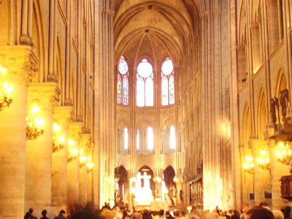 Notre Dame central nave