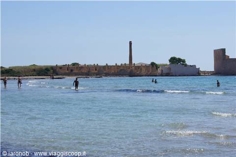 Vendicari tuna-factory beach