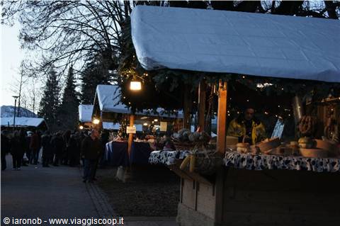 Levico market