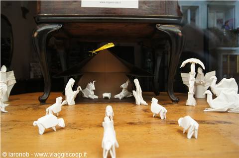 nativity scene with origami