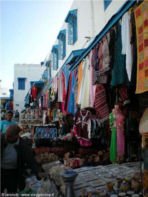 Sidi Bou Said - market