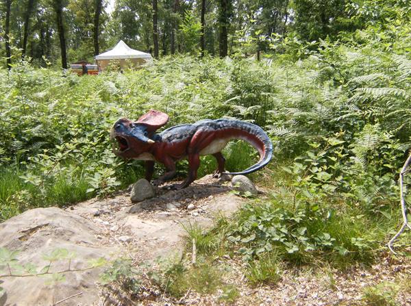 pombia,dinosaur park