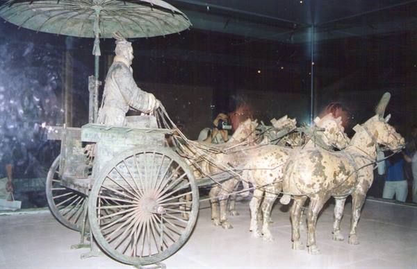 Bronze chariot with umbrella and four horses, Terracotta Army museum, Xi'an