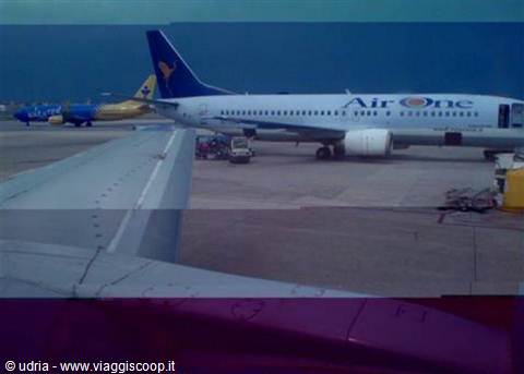Air One Boeing on the apron, Ryanair plane parked nearby