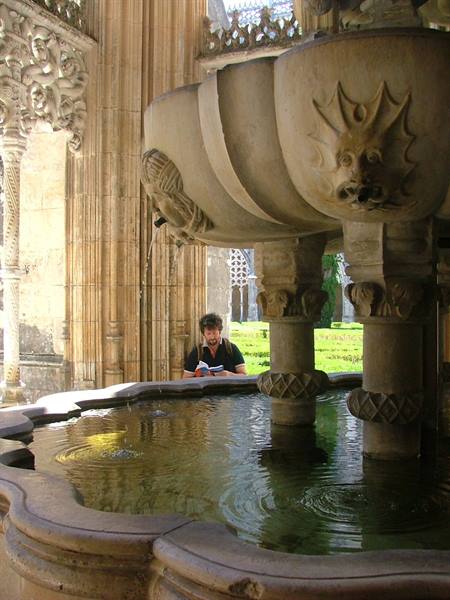 Batalha, Mosteiro de Santa Maria da Vitoria: cloister