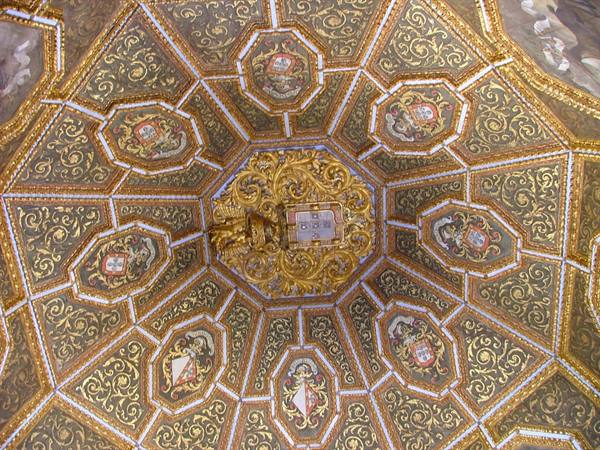 Sintra: ceiling of the Sala dos Brasoes in the Palacio Nacional de Sintra
