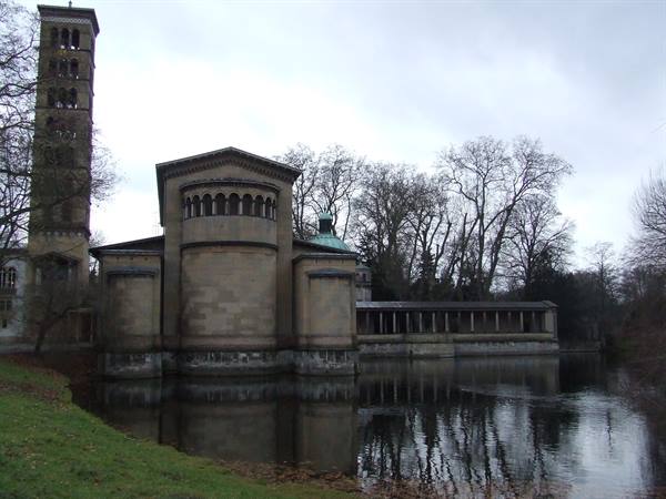 POTSDAM - Romanesque Art