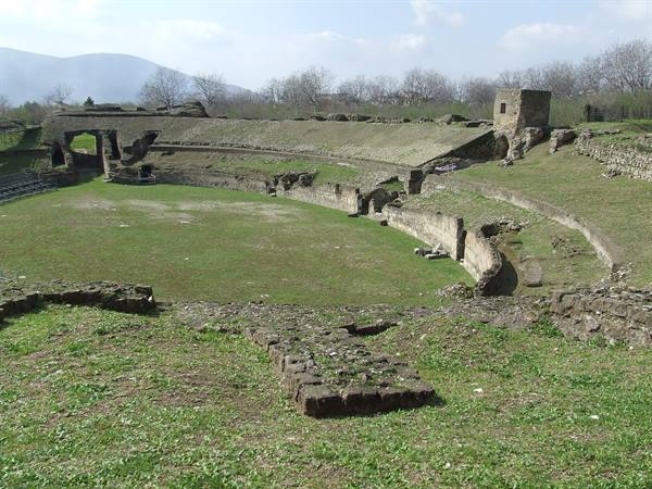 ABELLA - Amphitheatre