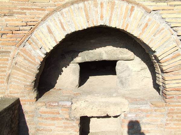 POMPEII - Ancient oven