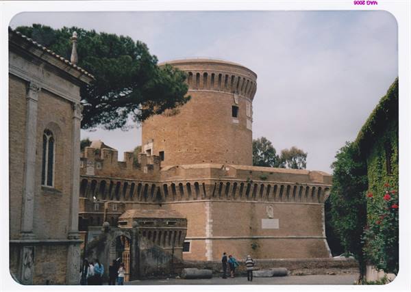 OSTIA ANTICA : Castle of Julius II