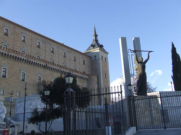 TOLEDO - Alcázar