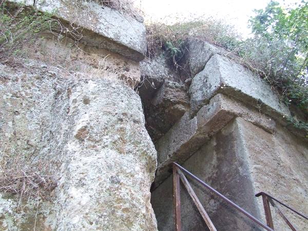 CERVETERI - Etruscan Necropolis