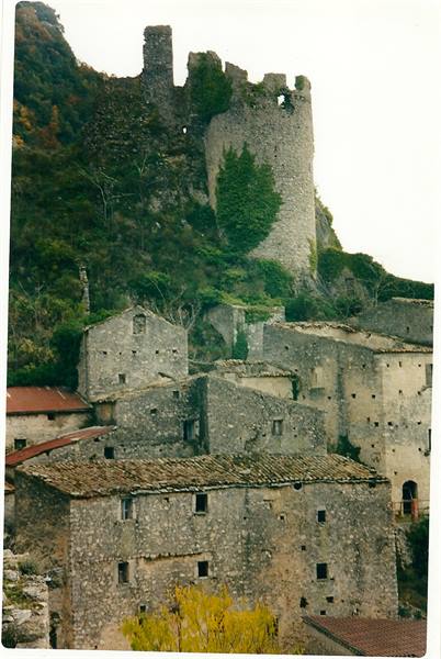 PESCHE - Medieval village