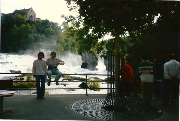 SCHAFFHAUSEN - Rhine Falls