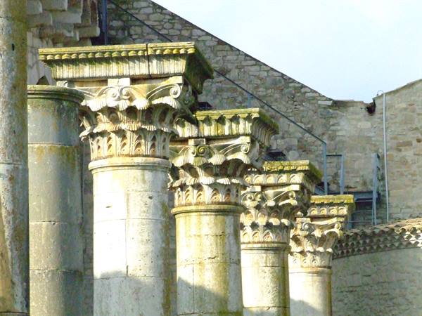 VENOSA  - Ancient Basilica
