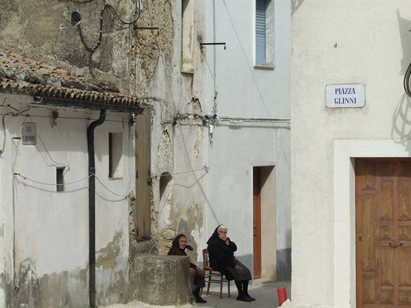 ACERENZA - Sweet little grannies