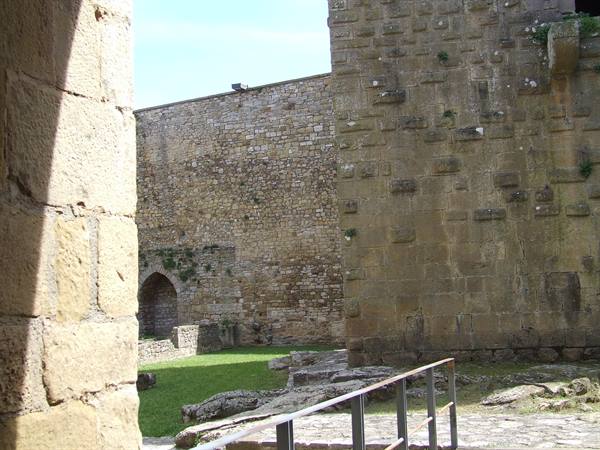 LAGOPESOLE - Frederick's Castle