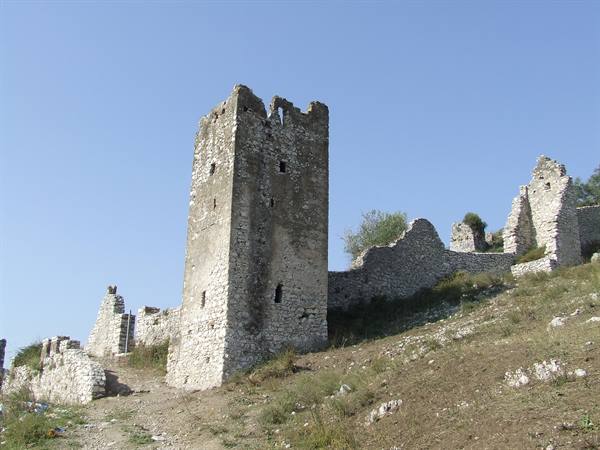 AVELLA - Norman Castle