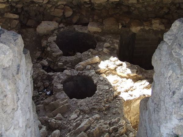 AVELLA - Norman Castle