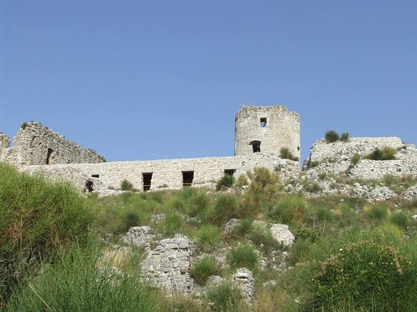 AVELLA - Norman Castle