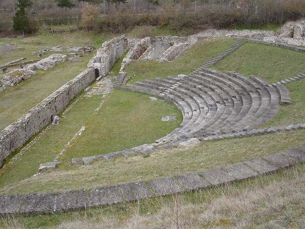 AMITERNUM - Theatre