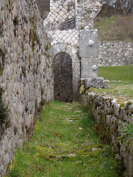 AMITERNUM - Theatre