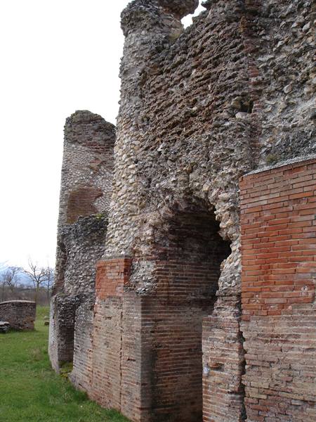 AMITERNUM - Amphitheatre