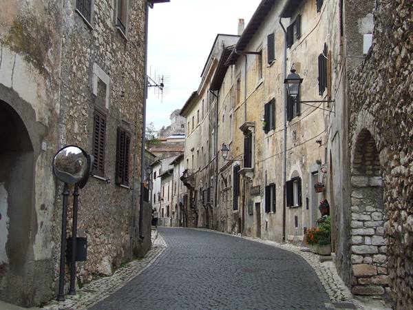 SERMONETA - Old Town