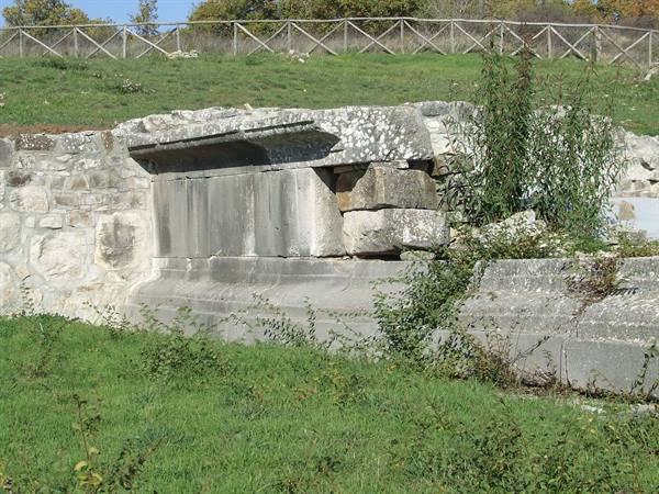 SAN GIOVANNI IN GALDO - Samnite Sanctuary (2nd century BC)