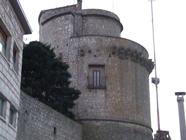 PONTELANDOLFO Medieval Tower