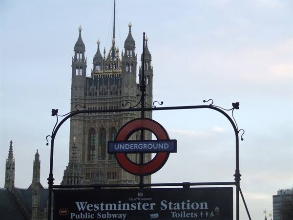 LONDON 
