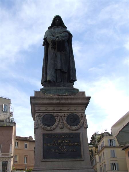 ROME - Monument to Giordano Bruno in Campo dei Fiori