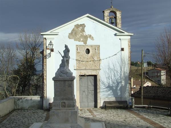 CAIRANO - Historic Center