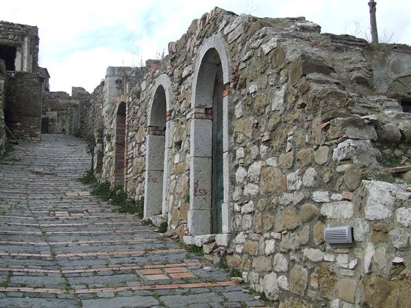 CONZA DELLA CAMPANIA - Historic Park