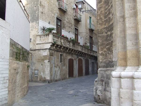 BARI VECCHIA - Glimpse