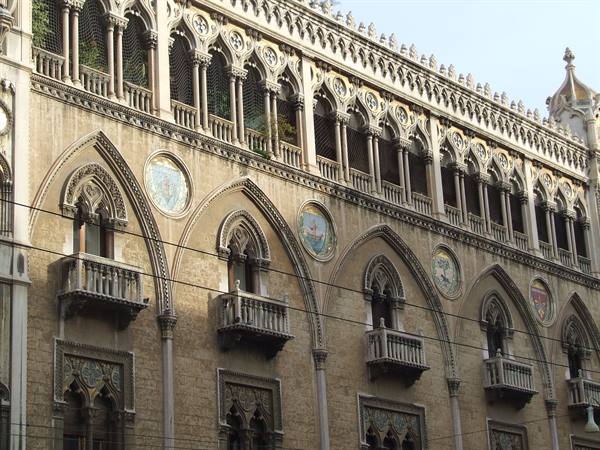 BARI - Noble palace