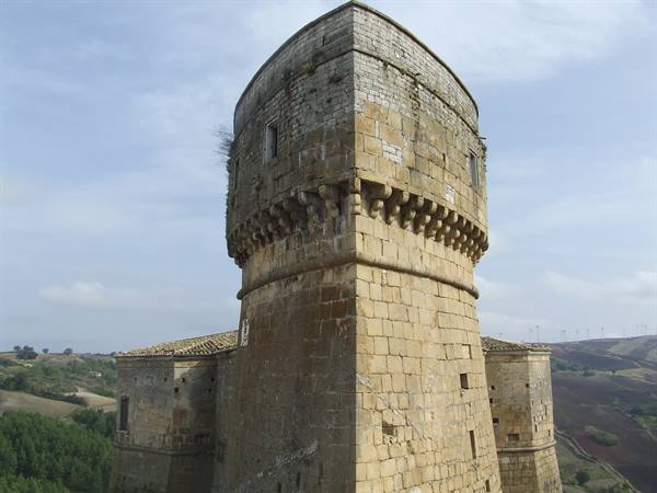 ROCCHETTA S. ANTONIO - Castle
