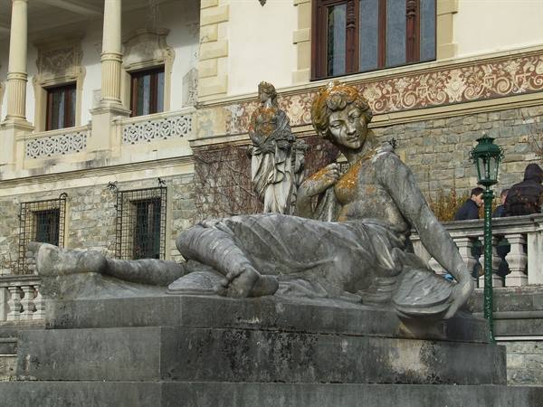 SINAIA - Peles Castle