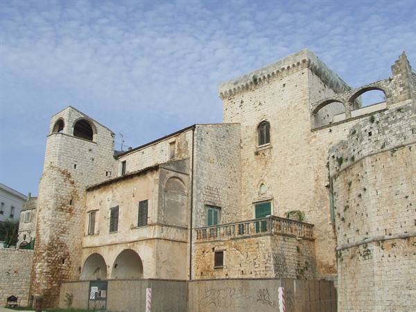 CONVERSANO - Castle