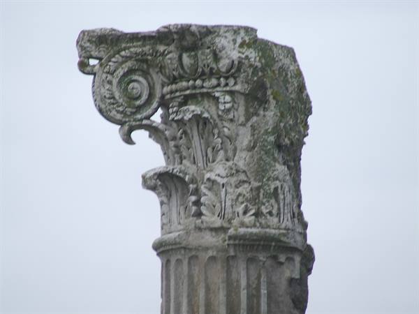AQUILEIA - Corinthian capital in the Roman Forum