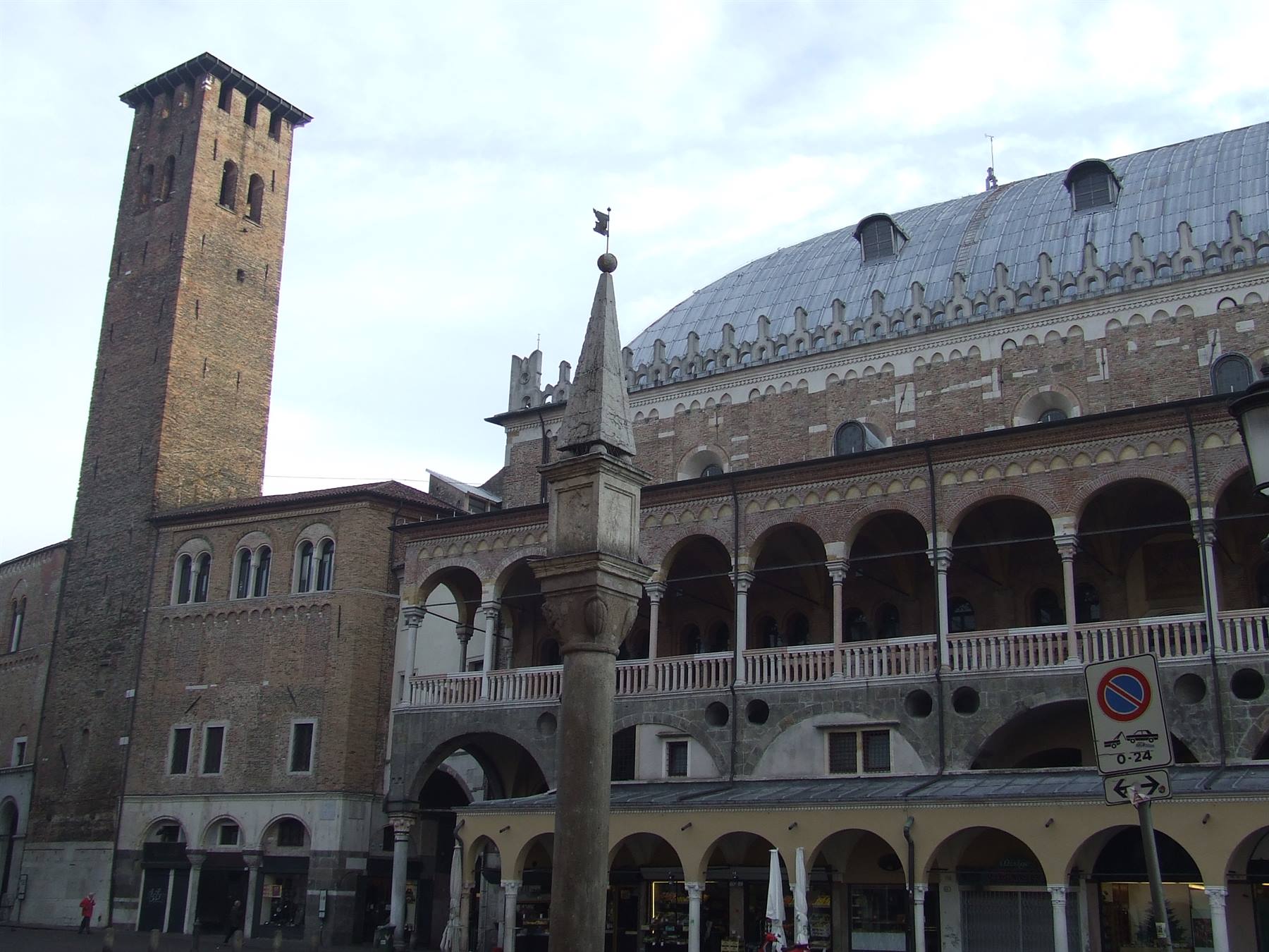 PADOVA - Palazzo della Ragione